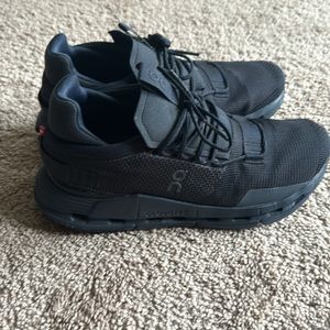 NWT On Running | Cloudnova CloudTec Performance Sneakers Black/Grey women’s 8.5